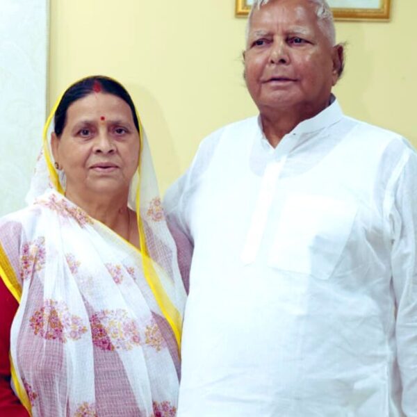 लालू यादव और राबड़ी देवी(फाइल फोटो)